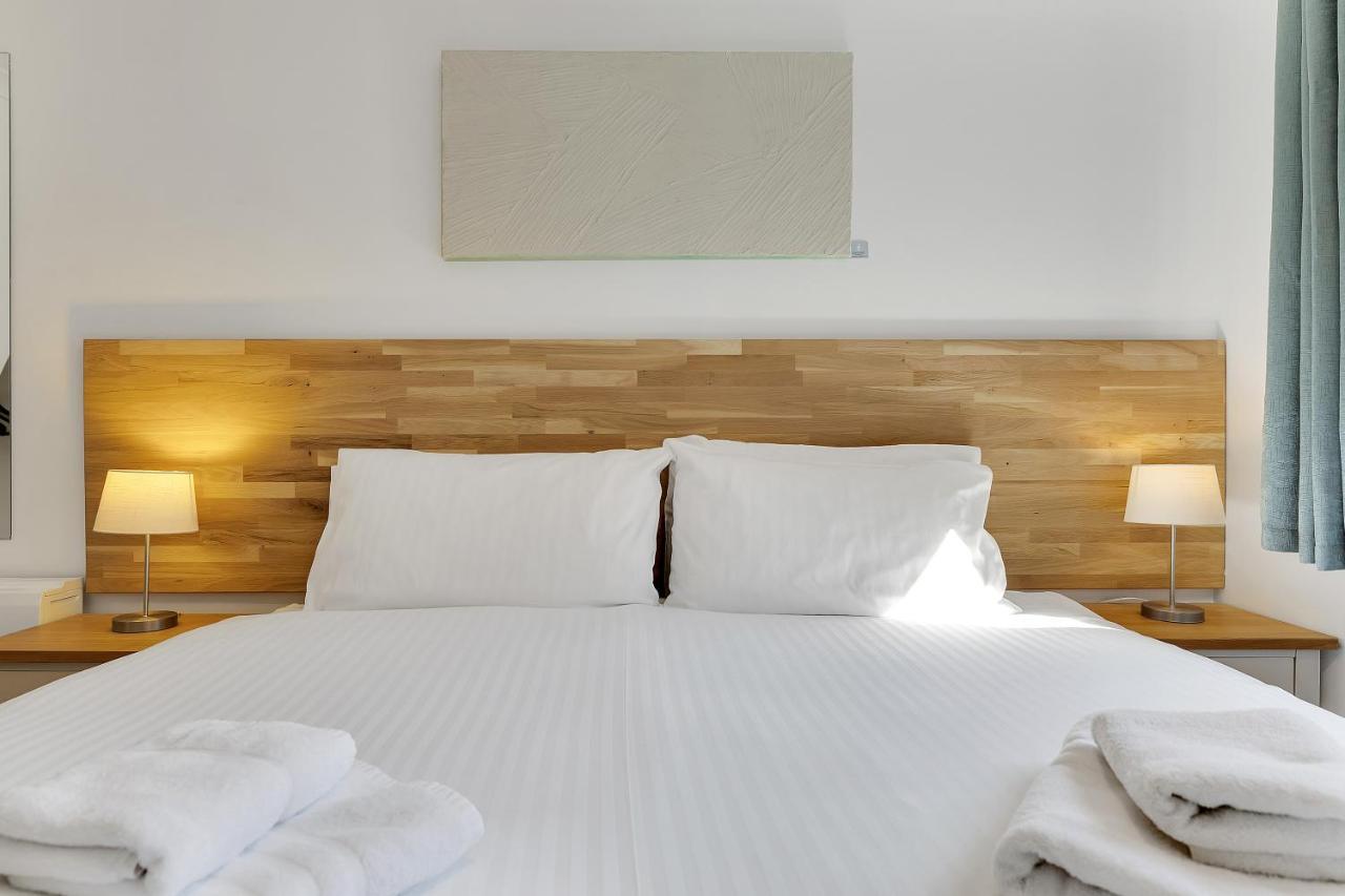 Crylla Valley Cottages - Access To Pool, Gym, Spa And More 索尔塔什 外观 照片